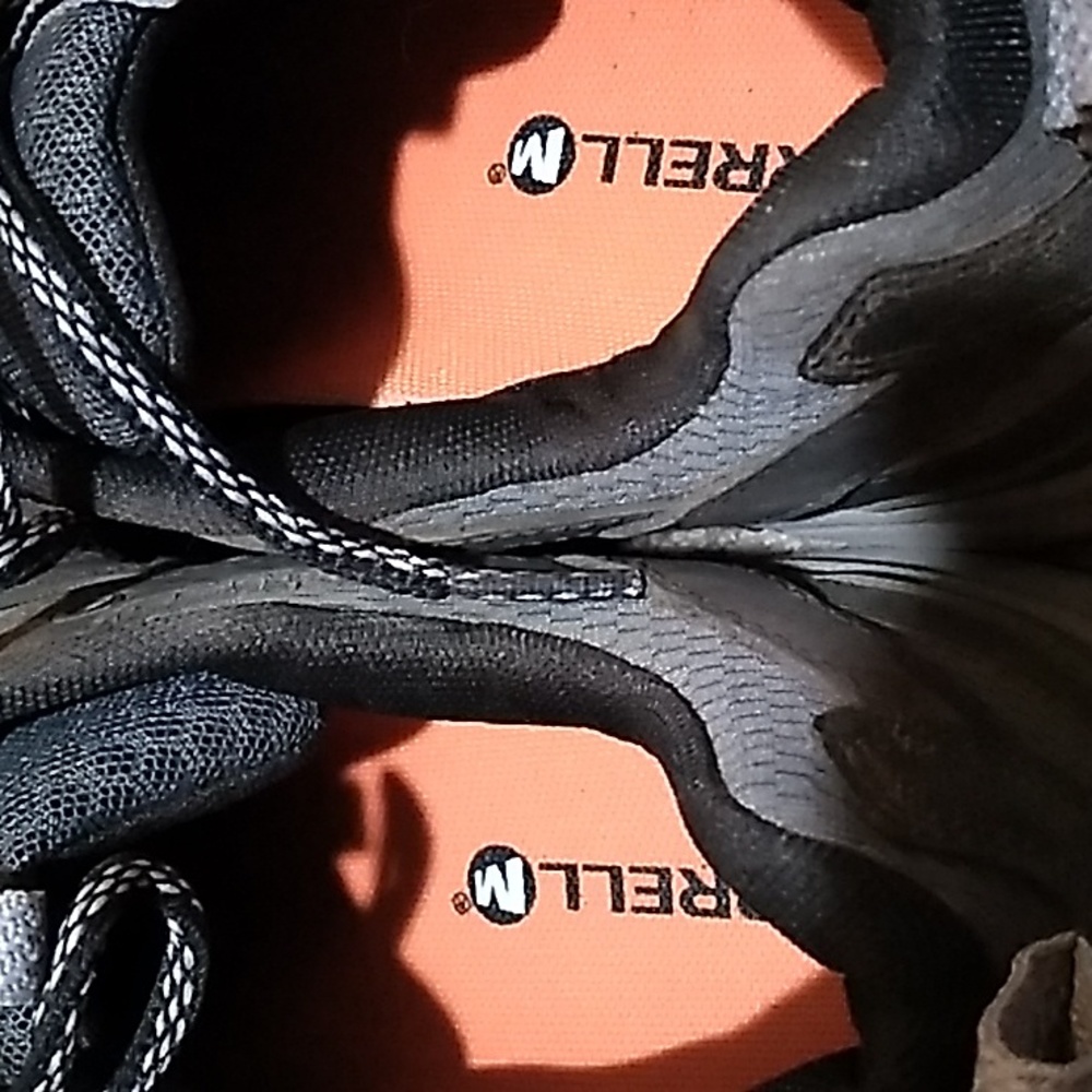 Merrell trail shoes - Picture 7 of 9